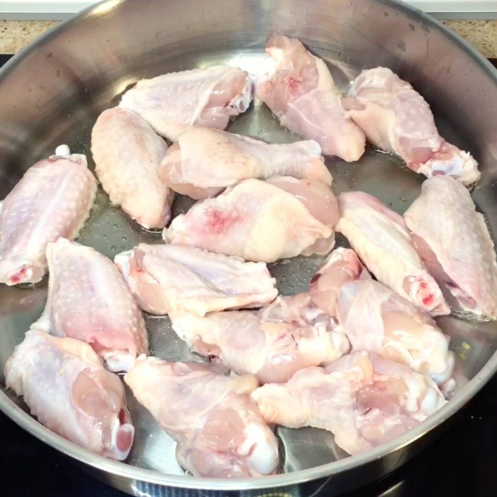 Alitas de Pollo al Ajillo