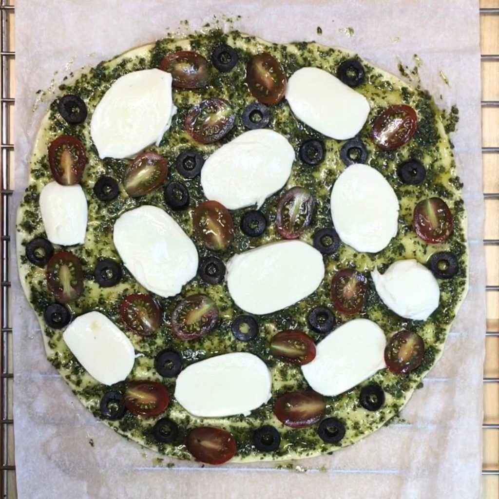 Pizza al Pesto Aceitunas