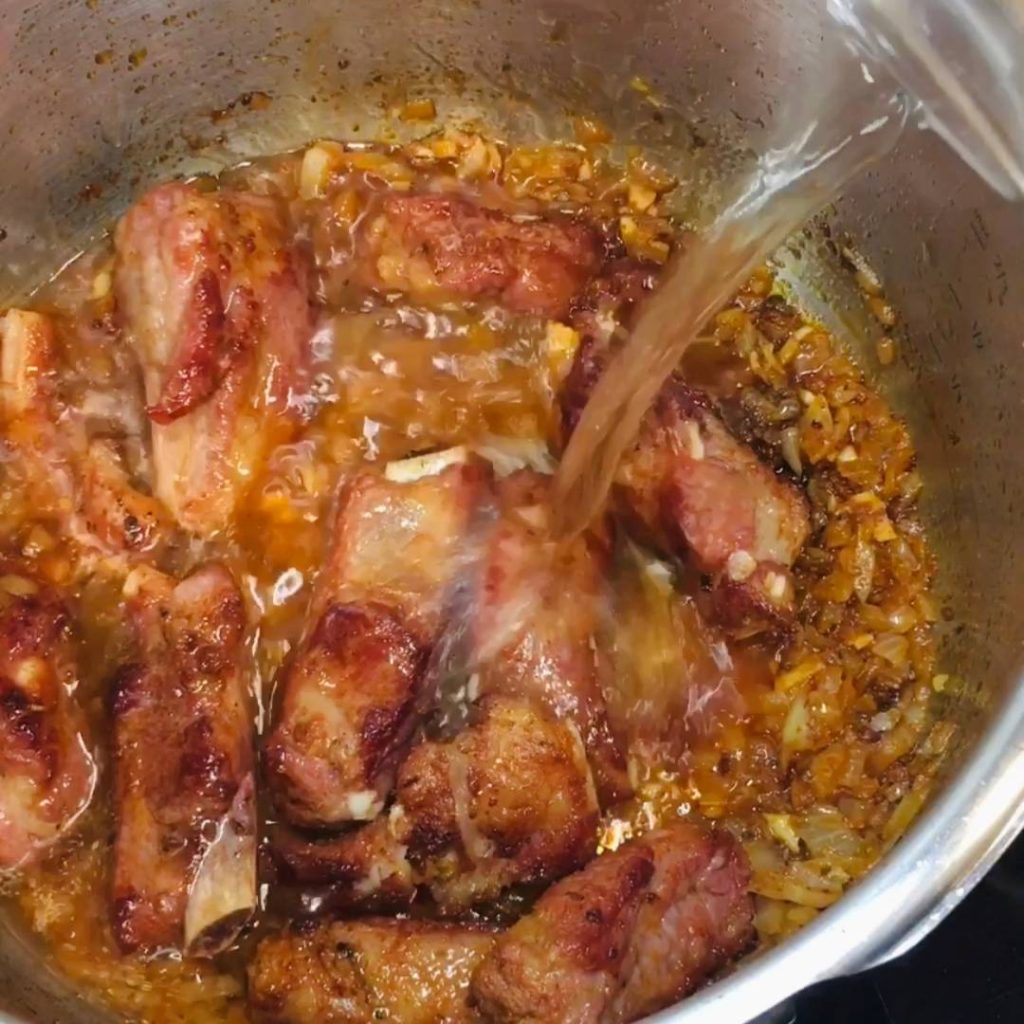 Guiso de Patatas con Costillas de Cerdo Iberico